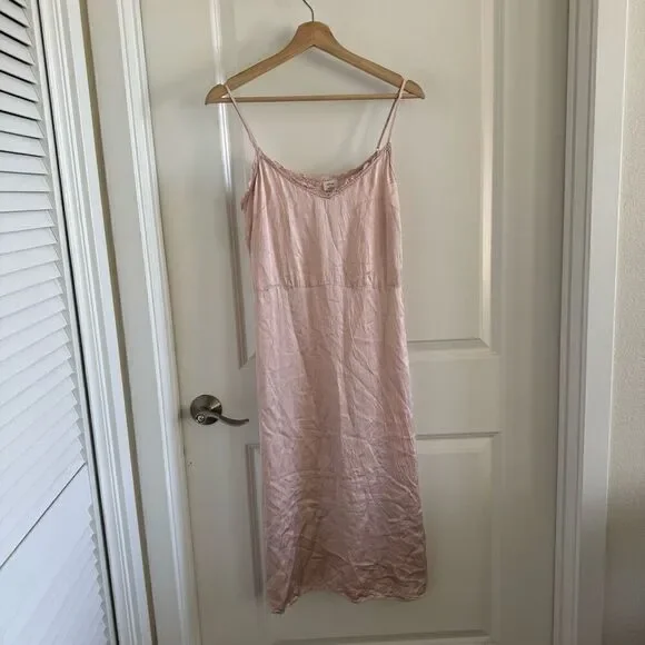 Aritzia Wilfred Millie Slip Dress Rose Quartz - Picture 3 of 10